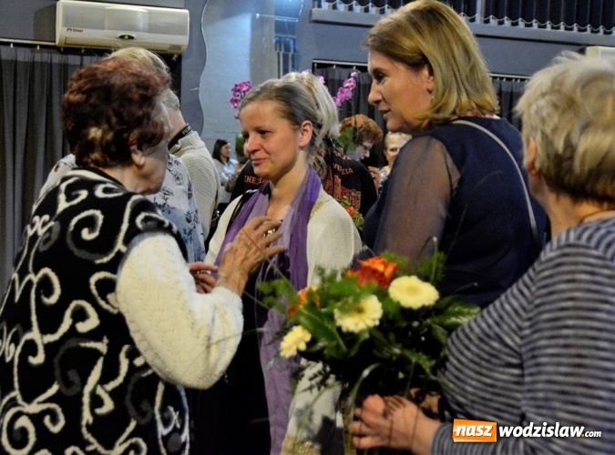 Zdjęcie w galerii na portalu naszwodzislaw.com: Wanda Bukowska pierwszym gościem cyklu COOLturalny gość WCK wiadomości z regionu
