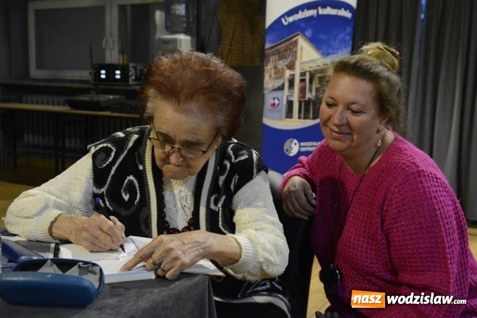 Zdjęcie w galerii na portalu naszwodzislaw.com: Wanda Bukowska pierwszym gościem cyklu COOLturalny gość WCK wiadomości z regionu