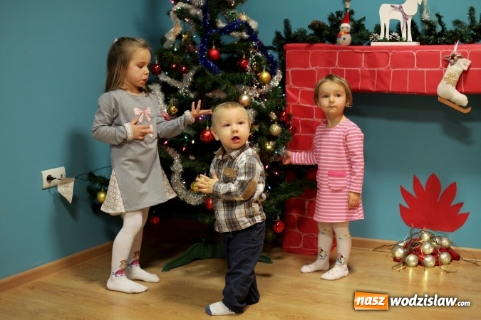 Zdjęcie w galerii na portalu naszwodzislaw.com: Warsztaty bożonarodzeniowe w wodzisławskim Bursztynku wiadomości z regionu