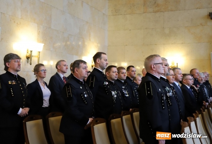 Zdjęcie w galerii na portalu naszwodzislaw.com: Pracownicy PGG odznaczeni za długoletnią służbę wiadomości z regionu