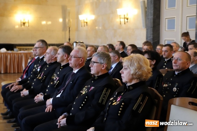 Zdjęcie w galerii na portalu naszwodzislaw.com: Pracownicy PGG odznaczeni za długoletnią służbę wiadomości z regionu