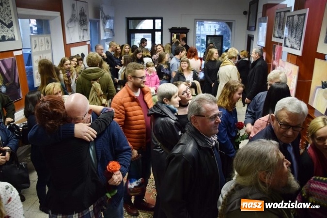 Zdjęcie w galerii na portalu naszwodzislaw.com: Teraz My. Wystawa w Galerii Nostalgia wiadomości z regionu