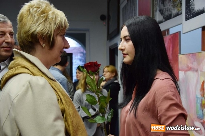 Zdjęcie w galerii na portalu naszwodzislaw.com: Teraz My. Wystawa w Galerii Nostalgia wiadomości z regionu