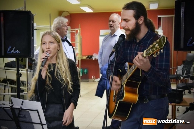 Zdjęcie w galerii na portalu naszwodzislaw.com: Teraz My. Wystawa w Galerii Nostalgia wiadomości z regionu