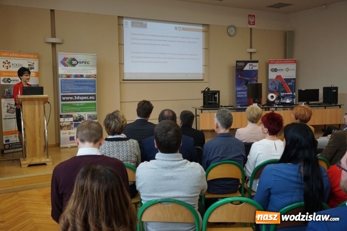 Zdjęcie w galerii na portalu naszwodzislaw.com: W międzynarodowym gronie o zastosowaniu druku 3D w medycynie i edukacji wiadomości z regionu