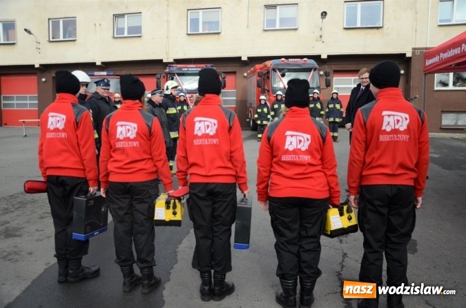 Zdjęcie w galerii na portalu naszwodzislaw.com: Dwa nowe samochody bojowe dla jednostek OSP z powiatu wodzisławskiego wiadomości z regionu