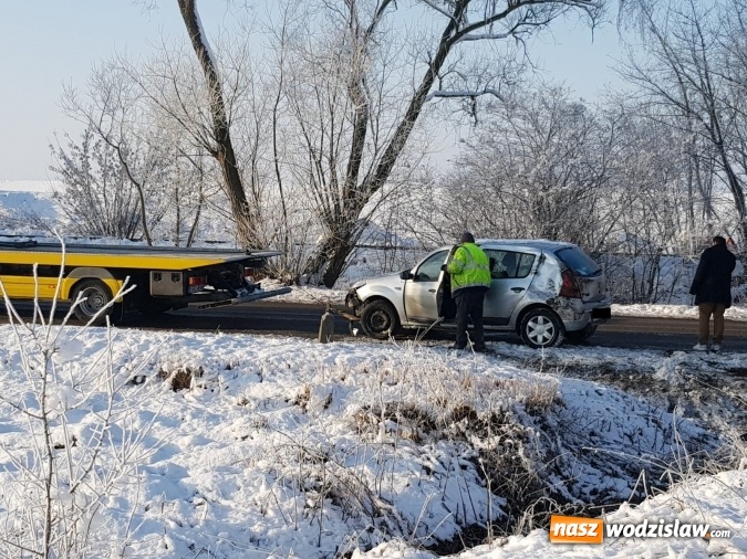 Zdjęcie w galerii na portalu naszwodzislaw.com: Kraksa na drodze Racibórz-Lubomia. Zderzyły się cztery samochody  wiadomości z regionu