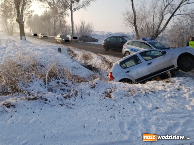 Zdjęcie w galerii na portalu naszwodzislaw.com: Kraksa na drodze Racibórz-Lubomia. Zderzyły się cztery samochody  wiadomości z regionu