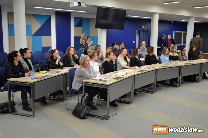 Zdjęcie w galerii na portalu naszwodzislaw.com: PUP o przedsiębiorczości od A do Z wiadomości z regionu