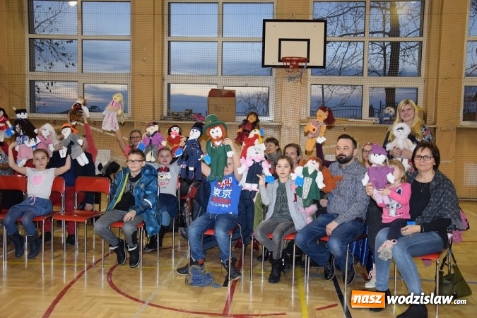 Zdjęcie w galerii na portalu naszwodzislaw.com: Finał akcji Wszystkie kolory świata w SP w Mszanie. Zebrano ponad 2 tysiące złotych! wiadomości z regionu