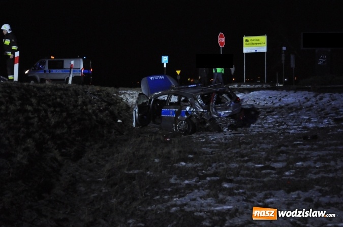 Zdjęcie w galerii na portalu naszwodzislaw.com: DK 78 Chałupki-Olza. Kierowca z Wodzisławia Śląskiego staranował policyjny radiowóz wiadomości z regionu