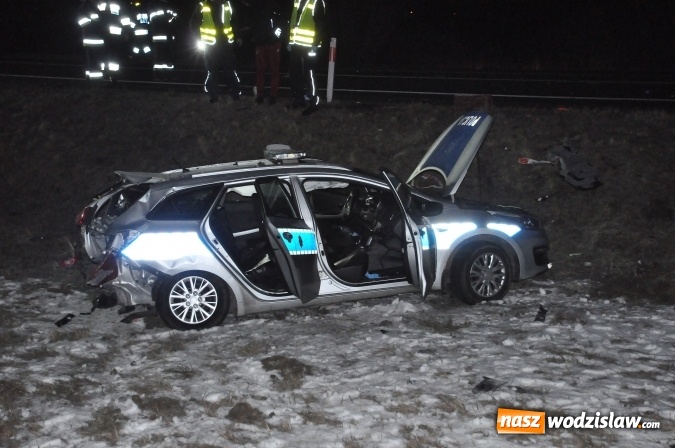 Zdjęcie w galerii na portalu naszwodzislaw.com: DK 78 Chałupki-Olza. Kierowca z Wodzisławia Śląskiego staranował policyjny radiowóz wiadomości z regionu