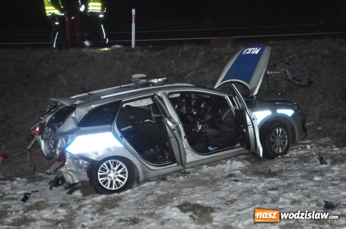 Zdjęcie w galerii na portalu naszwodzislaw.com: DK 78 Chałupki-Olza. Kierowca z Wodzisławia Śląskiego staranował policyjny radiowóz wiadomości z regionu