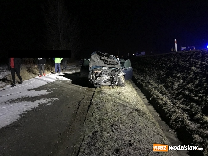 Zdjęcie w galerii na portalu naszwodzislaw.com: DK 78 Chałupki-Olza. Kierowca z Wodzisławia Śląskiego staranował policyjny radiowóz wiadomości z regionu