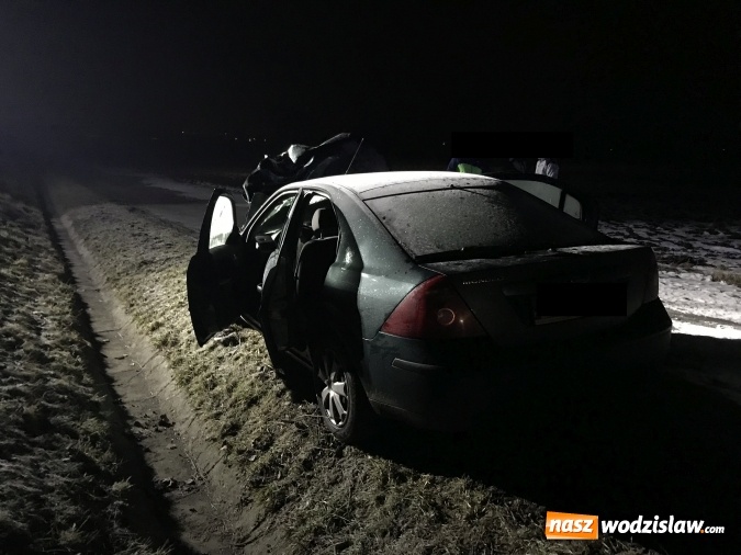 Zdjęcie w galerii na portalu naszwodzislaw.com: DK 78 Chałupki-Olza. Kierowca z Wodzisławia Śląskiego staranował policyjny radiowóz wiadomości z regionu