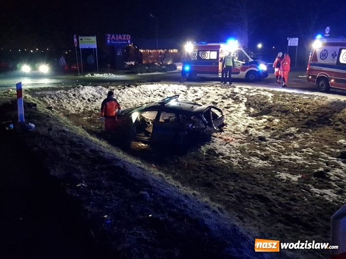 Zdjęcie w galerii na portalu naszwodzislaw.com: DK 78 Chałupki-Olza. Kierowca z Wodzisławia Śląskiego staranował policyjny radiowóz wiadomości z regionu