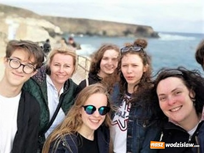 Zdjęcie w galerii na portalu naszwodzislaw.com: Pobyt uczniów wodzisławskiego I LO na Fuerteventurze w ramach programu LORESU wiadomości z regionu