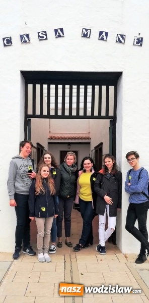 Zdjęcie w galerii na portalu naszwodzislaw.com: Pobyt uczniów wodzisławskiego I LO na Fuerteventurze w ramach programu LORESU wiadomości z regionu