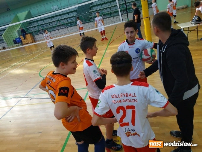 Zdjęcie w galerii na portalu naszwodzislaw.com: Siatkarski maraton w Raciborzu. Ekipa z Radlina na podium wiadomości z regionu