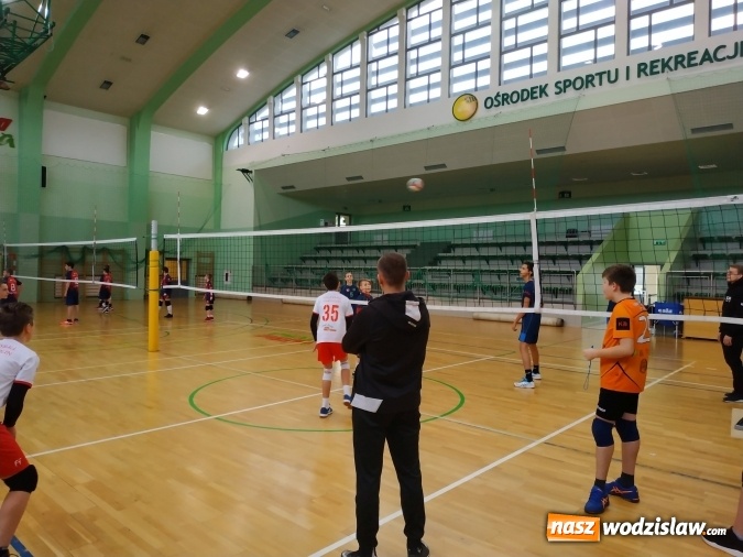 Zdjęcie w galerii na portalu naszwodzislaw.com: Siatkarski maraton w Raciborzu. Ekipa z Radlina na podium wiadomości z regionu