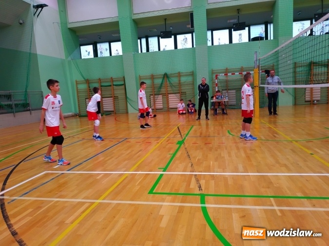 Zdjęcie w galerii na portalu naszwodzislaw.com: Siatkarski maraton w Raciborzu. Ekipa z Radlina na podium wiadomości z regionu