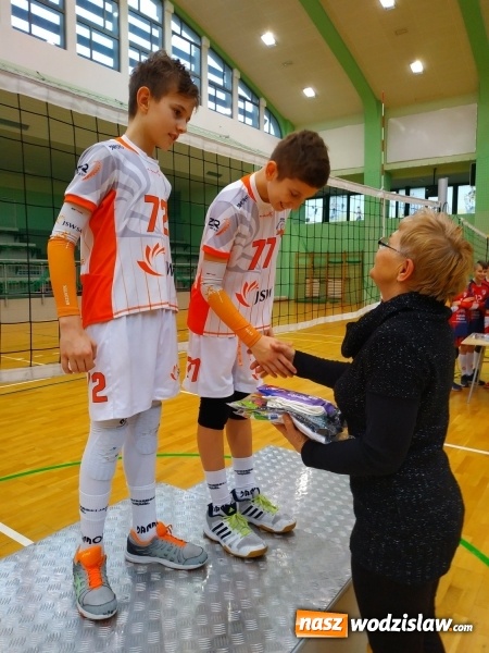 Zdjęcie w galerii na portalu naszwodzislaw.com: Siatkarski maraton w Raciborzu. Ekipa z Radlina na podium wiadomości z regionu