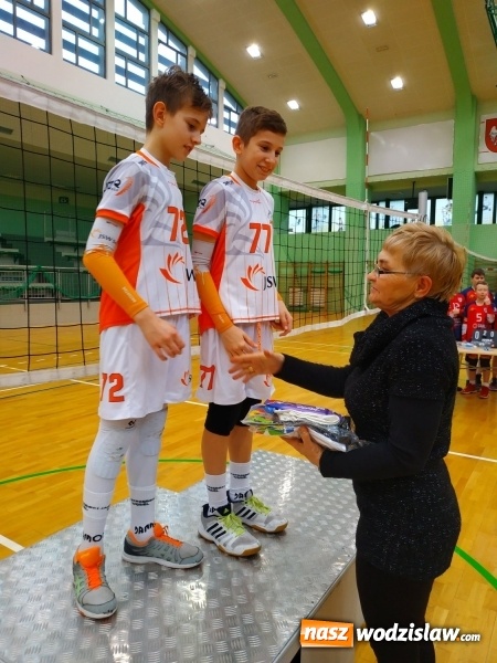 Zdjęcie w galerii na portalu naszwodzislaw.com: Siatkarski maraton w Raciborzu. Ekipa z Radlina na podium wiadomości z regionu