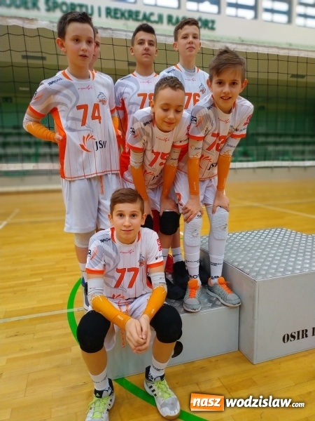 Zdjęcie w galerii na portalu naszwodzislaw.com: Siatkarski maraton w Raciborzu. Ekipa z Radlina na podium wiadomości z regionu