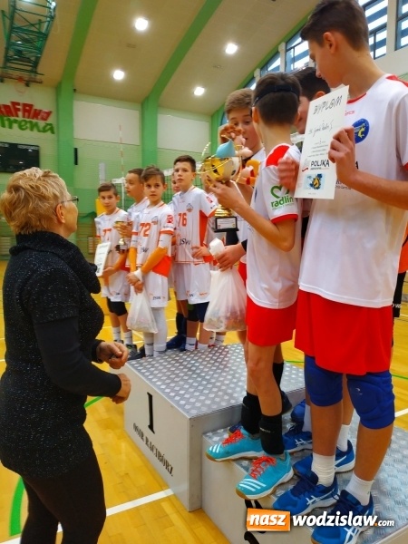 Zdjęcie w galerii na portalu naszwodzislaw.com: Siatkarski maraton w Raciborzu. Ekipa z Radlina na podium wiadomości z regionu