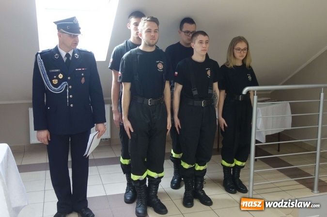 Zdjęcie w galerii na portalu naszwodzislaw.com: OSP w Połomi ma nowych członków, w tym trzy kobiety wiadomości z regionu