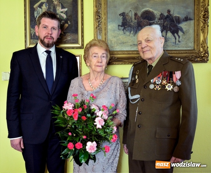 Zdjęcie w galerii na portalu naszwodzislaw.com: Połączyła ich prawdziwa miłość. Jubileusz małżeństwa państwa Krzystków wiadomości z regionu