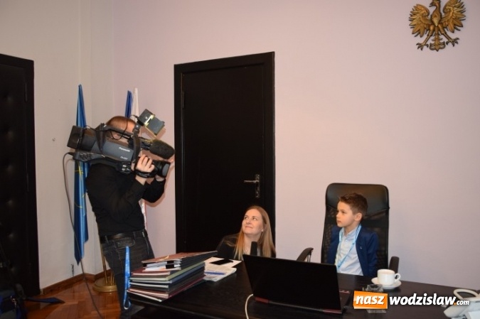 Zdjęcie w galerii na portalu naszwodzislaw.com: Mateusz Pluta sprawował wczoraj rządy w Rydułtowach wiadomości z regionu