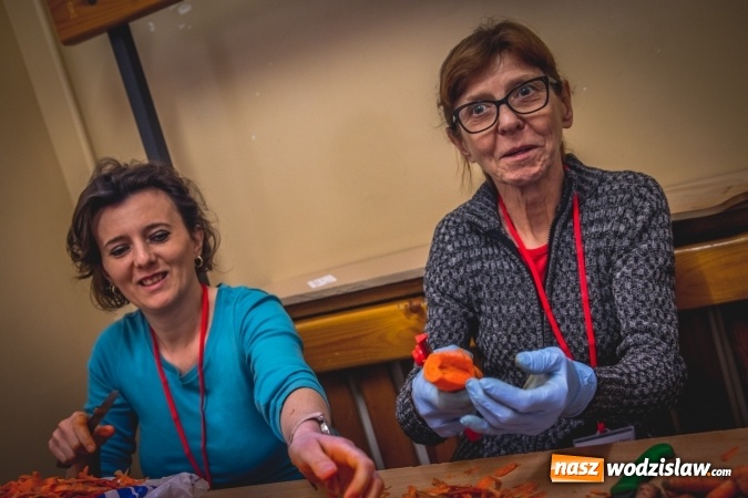 Zdjęcie w galerii na portalu naszwodzislaw.com: Charytatywny maraton fitness w Rogowie  wiadomości z regionu
