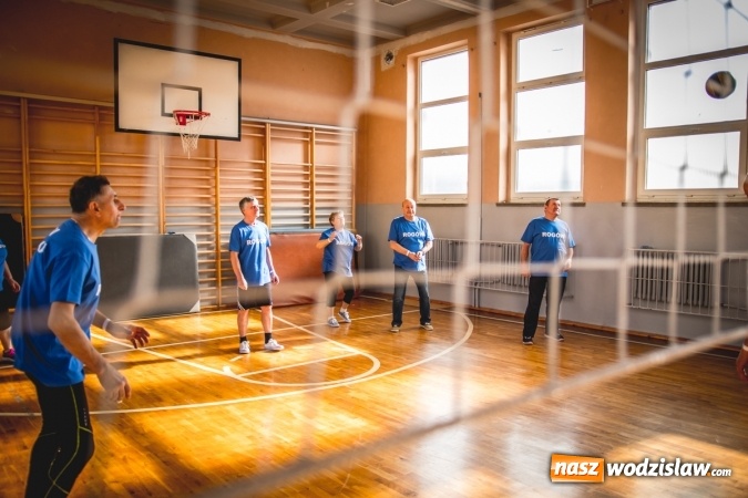 Zdjęcie w galerii na portalu naszwodzislaw.com: Charytatywny maraton fitness w Rogowie  wiadomości z regionu