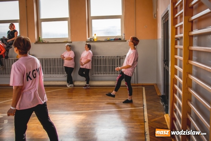 Zdjęcie w galerii na portalu naszwodzislaw.com: Charytatywny maraton fitness w Rogowie  wiadomości z regionu