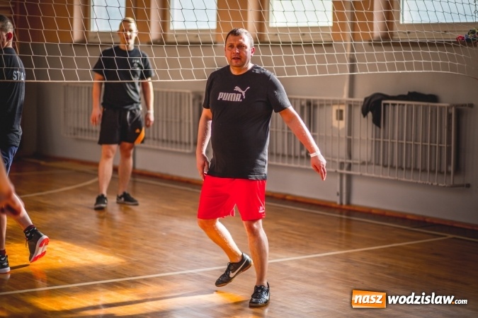 Zdjęcie w galerii na portalu naszwodzislaw.com: Charytatywny maraton fitness w Rogowie  wiadomości z regionu