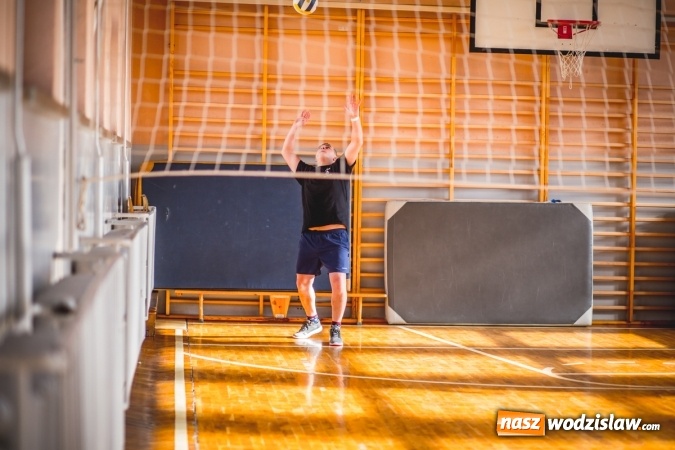 Zdjęcie w galerii na portalu naszwodzislaw.com: Charytatywny maraton fitness w Rogowie  wiadomości z regionu