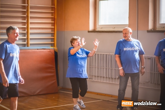 Zdjęcie w galerii na portalu naszwodzislaw.com: Charytatywny maraton fitness w Rogowie  wiadomości z regionu