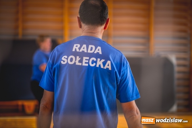 Zdjęcie w galerii na portalu naszwodzislaw.com: Charytatywny maraton fitness w Rogowie  wiadomości z regionu
