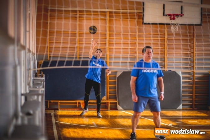 Zdjęcie w galerii na portalu naszwodzislaw.com: Charytatywny maraton fitness w Rogowie  wiadomości z regionu