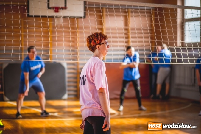Zdjęcie w galerii na portalu naszwodzislaw.com: Charytatywny maraton fitness w Rogowie  wiadomości z regionu
