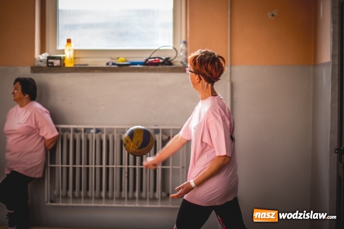 Zdjęcie w galerii na portalu naszwodzislaw.com: Charytatywny maraton fitness w Rogowie  wiadomości z regionu