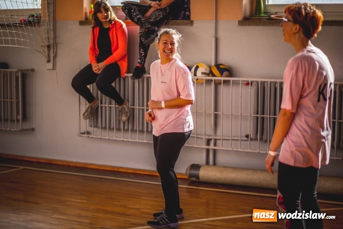 Zdjęcie w galerii na portalu naszwodzislaw.com: Charytatywny maraton fitness w Rogowie  wiadomości z regionu