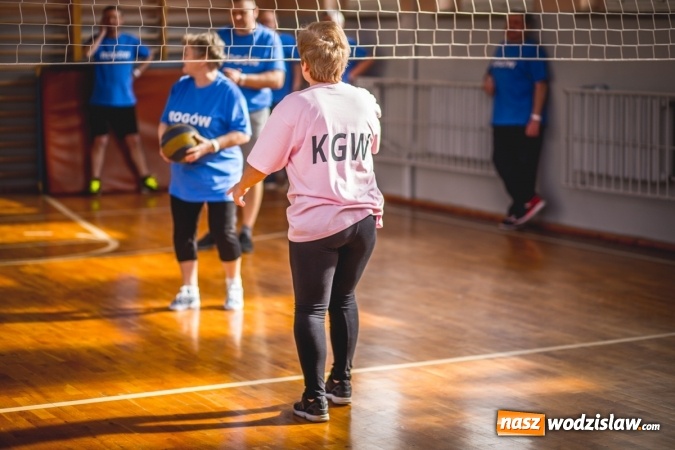 Zdjęcie w galerii na portalu naszwodzislaw.com: Charytatywny maraton fitness w Rogowie  wiadomości z regionu