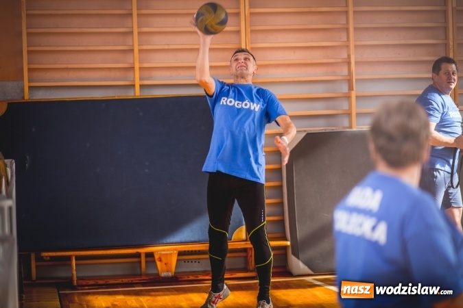 Zdjęcie w galerii na portalu naszwodzislaw.com: Charytatywny maraton fitness w Rogowie  wiadomości z regionu