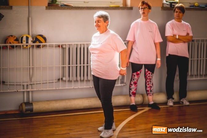 Zdjęcie w galerii na portalu naszwodzislaw.com: Charytatywny maraton fitness w Rogowie  wiadomości z regionu