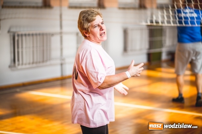 Zdjęcie w galerii na portalu naszwodzislaw.com: Charytatywny maraton fitness w Rogowie  wiadomości z regionu