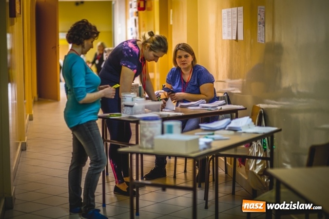 Zdjęcie w galerii na portalu naszwodzislaw.com: Charytatywny maraton fitness w Rogowie  wiadomości z regionu