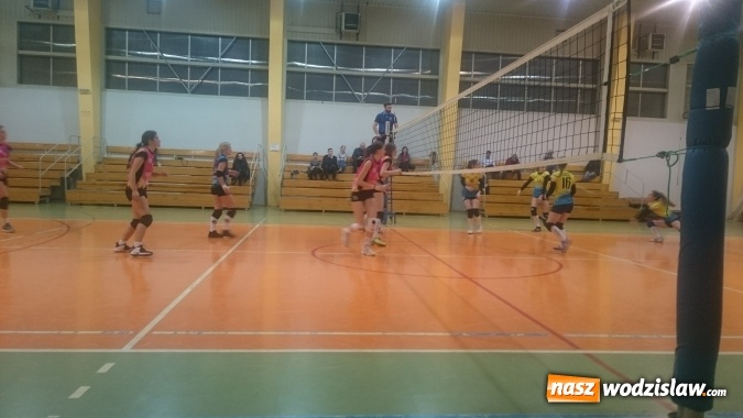 Zdjęcie w galerii na portalu naszwodzislaw.com: Szybkie zwycięstwo siatkarek wodzisławskiej Zorzy wiadomości z regionu