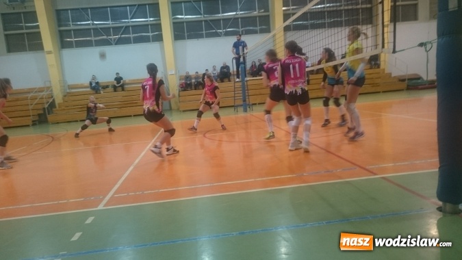 Zdjęcie w galerii na portalu naszwodzislaw.com: Szybkie zwycięstwo siatkarek wodzisławskiej Zorzy wiadomości z regionu